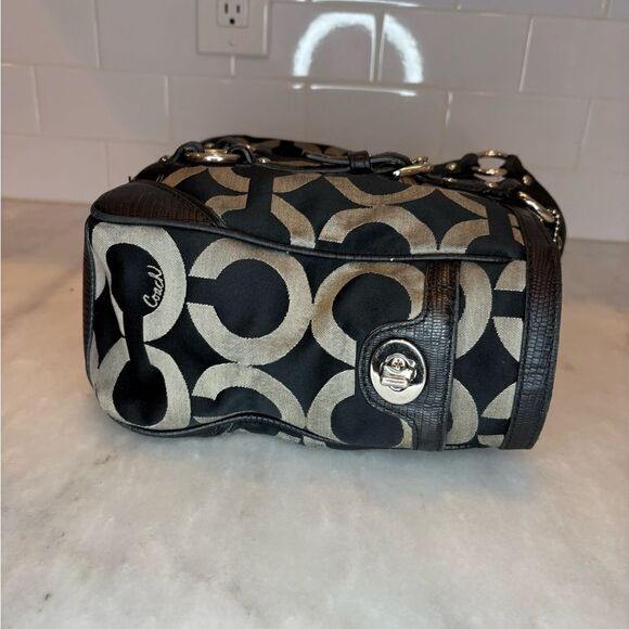 Coach Black and Gray Signature Gallery Tote - Picture 10 of 15